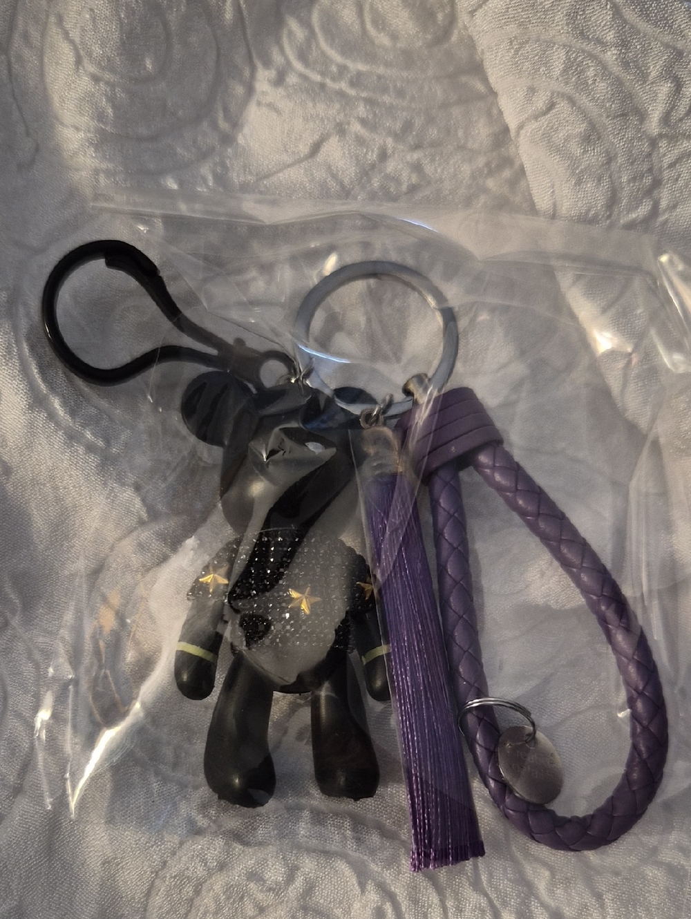 BEARY CHARMING KEY RINGZ ▪︎ Purple - Picture 2 of 13